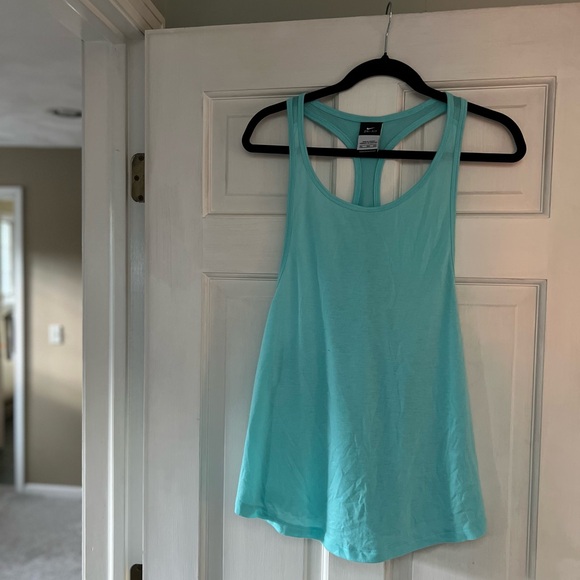Nike Dri fit racer back tank - Picture 4 of 5